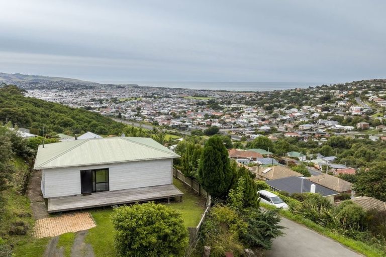 Photo of property in 9 Robinson Street, Lookout Point, Dunedin, 9011