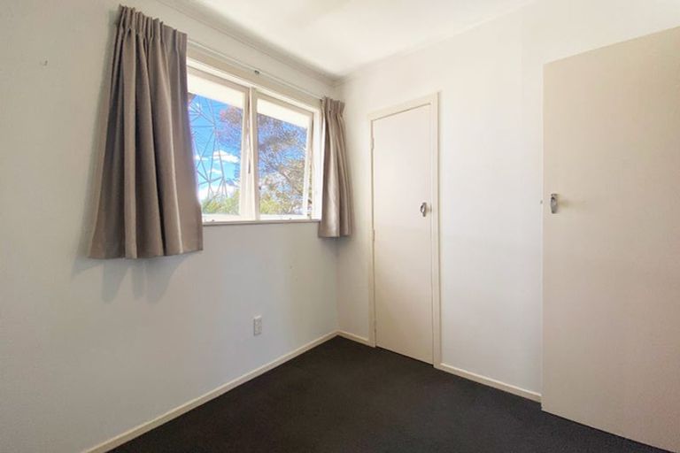 Photo of property in 93 Edgewater Drive, Pakuranga, Auckland, 2010