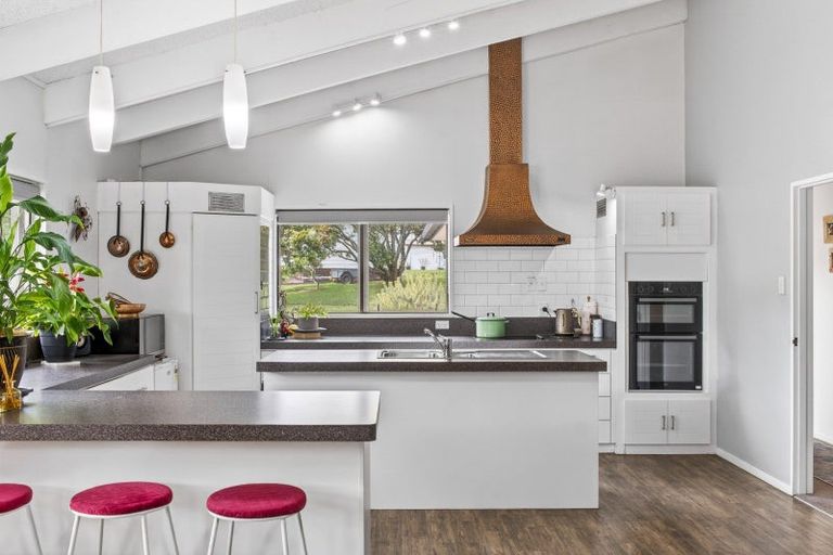 Photo of property in 2 Magnolia Street, Outer Kaiti, Gisborne, 4010