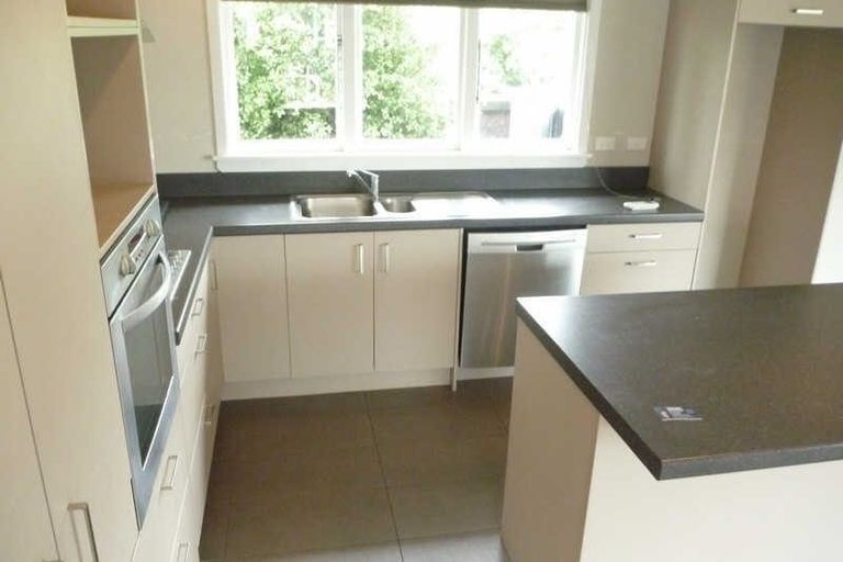 Photo of property in 79 Woolley Street, Avondale, Christchurch, 8061