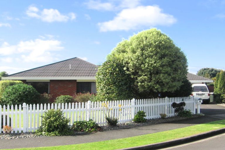 Photo of property in 13 Heron Place, Maunu, Whangarei, 0110