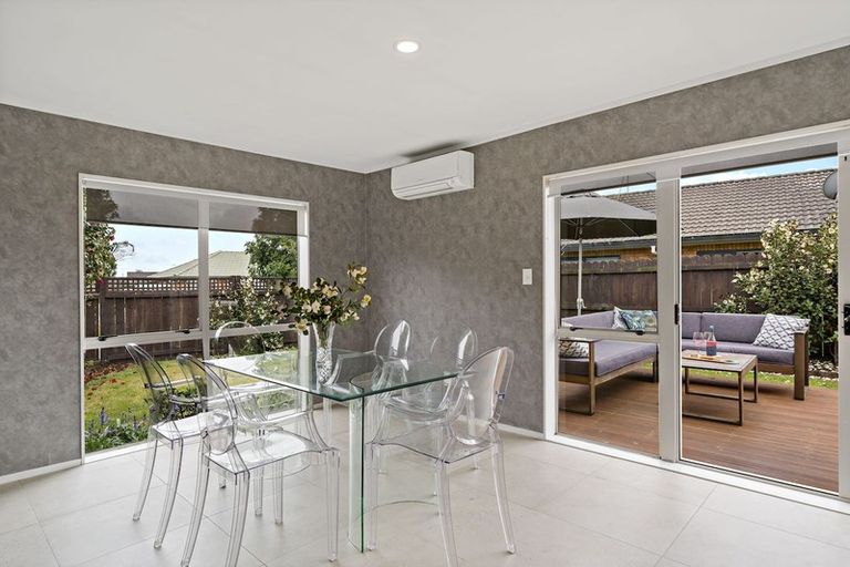 Photo of property in 8 Sheriff Place, Randwick Park, Auckland, 2105