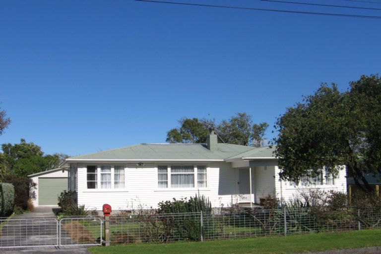 Photo of property in 20 William Benton Street, Featherston, 5710