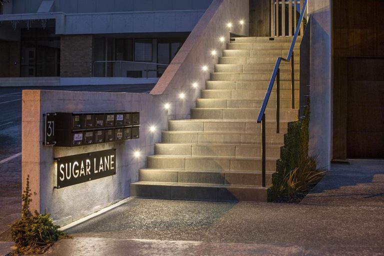 Photo of property in Sugar Lane Apartments, 3/31 Rawene Road, Birkenhead, Auckland, 0626