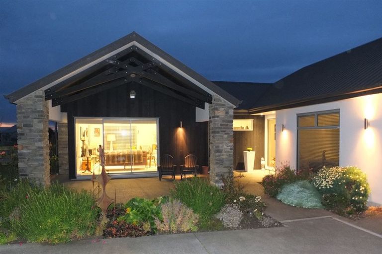 Photo of property in 8 Lochern Rise, Marchwiel, Timaru, 7910