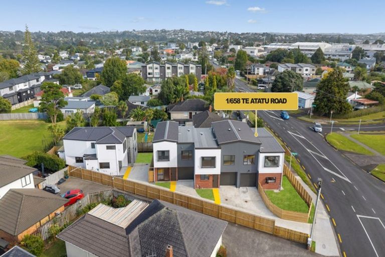 Photo of property in 658a Te Atatu Road, Te Atatu Peninsula, Auckland, 0610