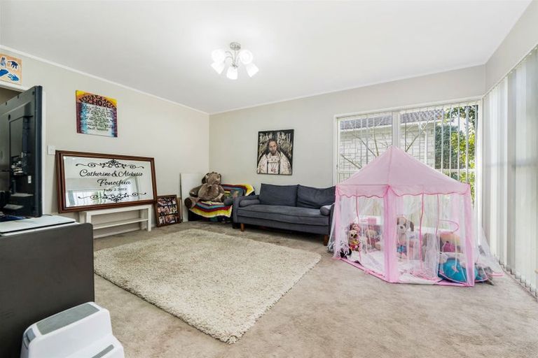 Photo of property in 27 Park Estate Road, Rosehill, Papakura, 2113