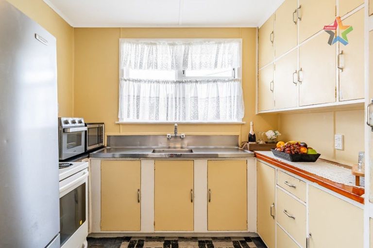 Photo of property in 24 Karaka Street, Wainuiomata, Lower Hutt, 5014