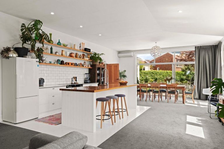 Photo of property in 248 Highgate, Roslyn, Dunedin, 9010