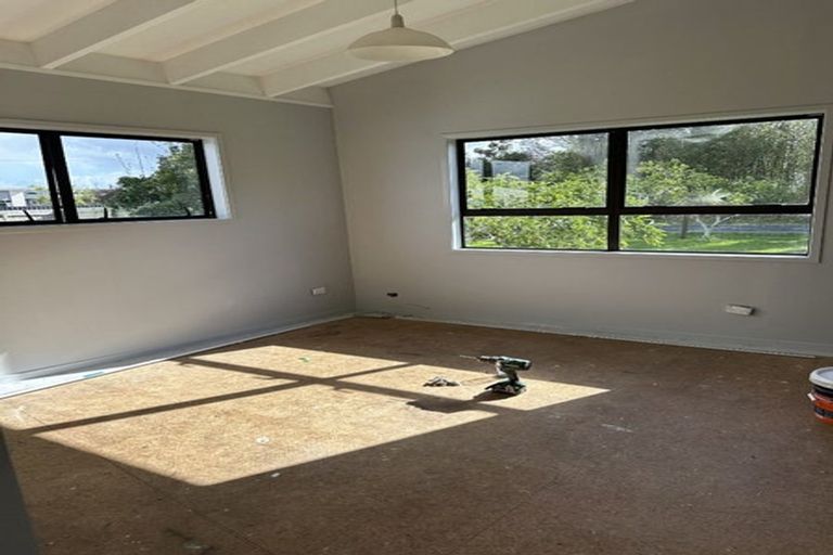 Photo of property in 31 Insley Street, Mangawhai, 0505