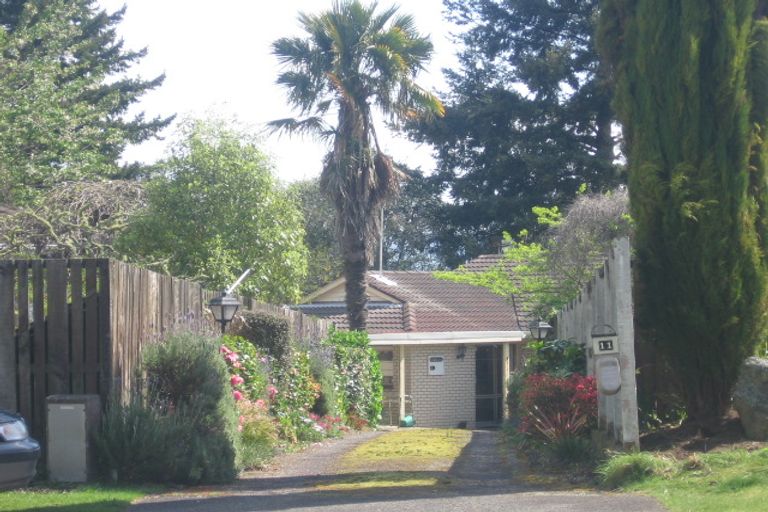 Photo of property in 11 Walnut Place, Owhata, Rotorua, 3010