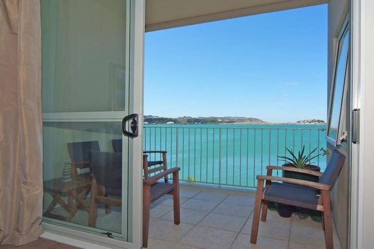 Photo of property in Marrakech Cafe, 18/305 Evans Bay Parade, Hataitai, Wellington, 6021