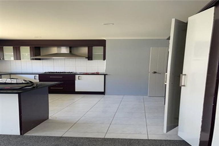 Photo of property in 41a Baverstock Road, Flat Bush, Auckland, 2016