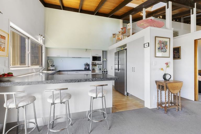 Photo of property in 9 Tregear Place, Camborne, Porirua, 5026