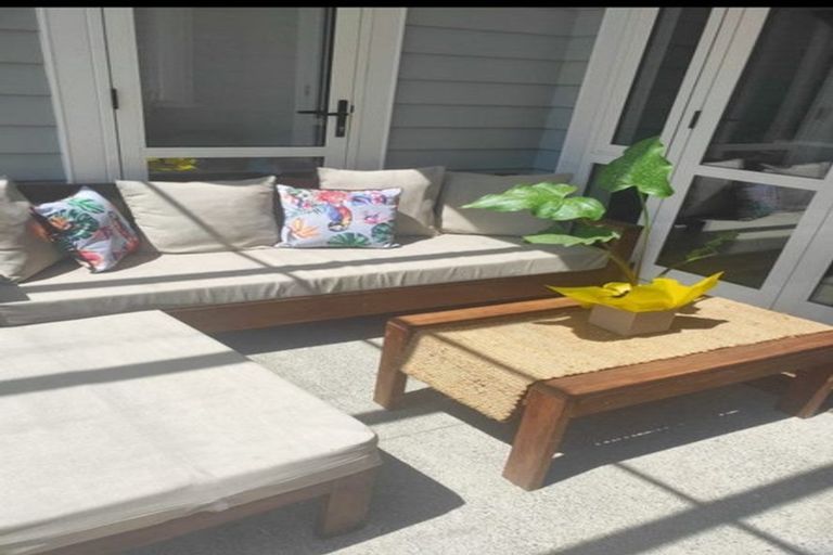 Photo of property in 75 Grove Road, Papakura, 2110