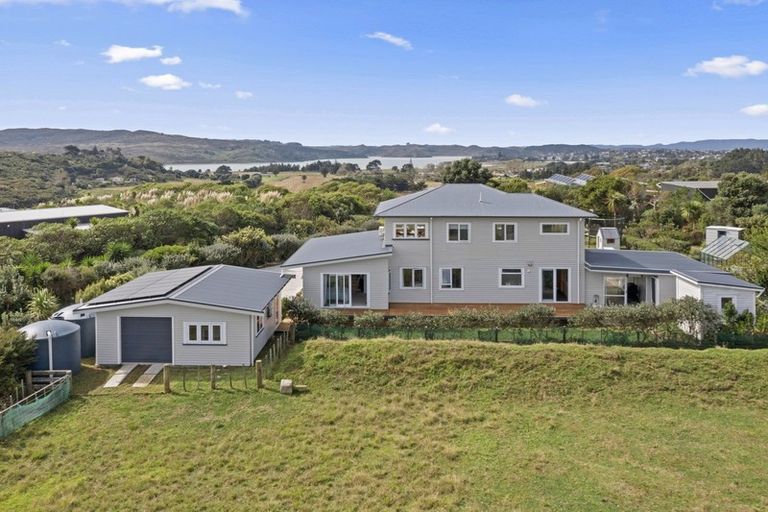 Photo of property in 335 Wainui Road, Raglan, 3297