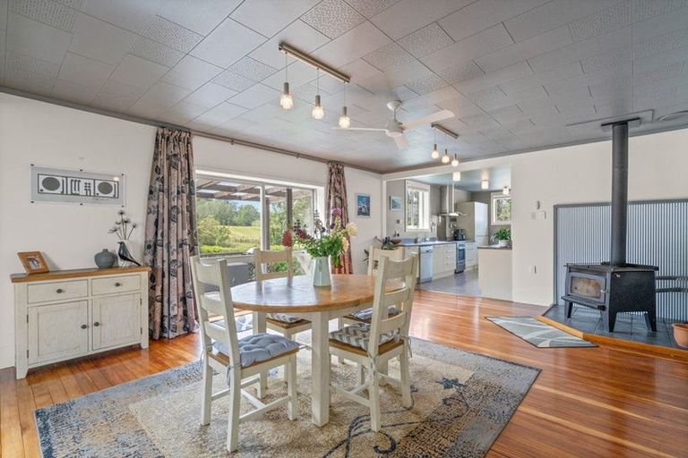 Photo of property in 2268 Ohai Clifden Highway, Orawia, Otautau, 9682