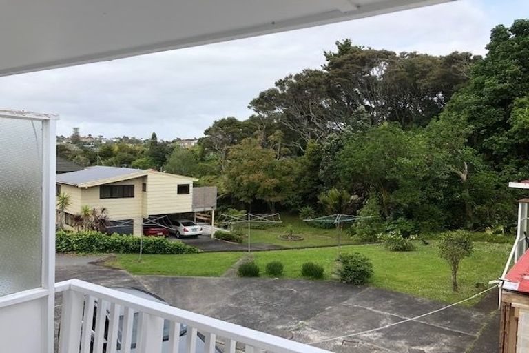 Photo of property in 1/88 Lake Road, Northcote, Auckland, 0627