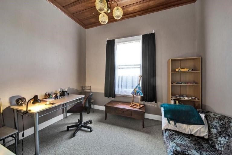 Photo of property in 30 Collins Street, Hawera, 4610