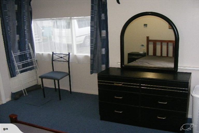 Photo of property in 19 Monowai Road, Johnsonville, Wellington, 6037