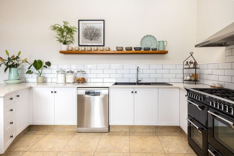 Photo of property in 2 Weld Street, Blenheim, 7201