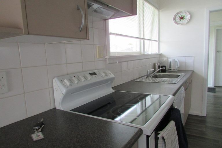 Photo of property in 39 Compton Street, Woolston, Christchurch, 8062