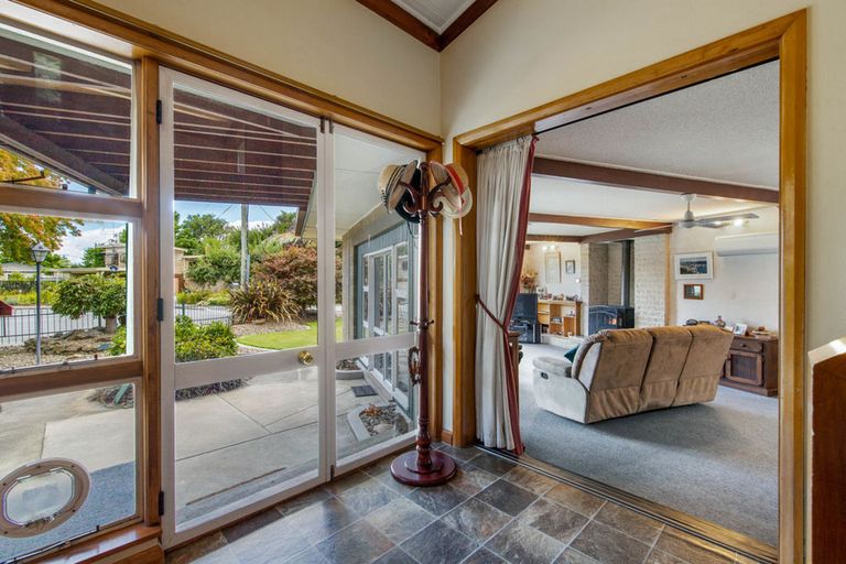 Photo of property in 6 Coulson Place, Alexandra, 9320