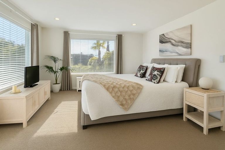 Photo of property in 16 Southworth Place, Grandview Heights, Hamilton, 3200