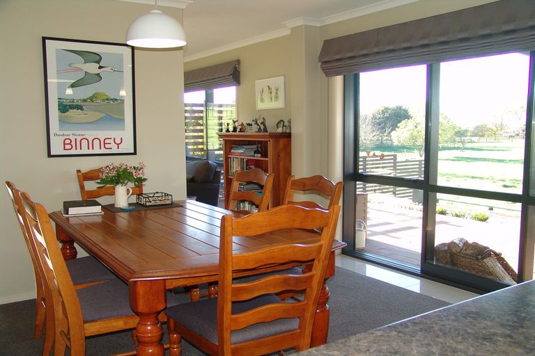 Photo of property in 820 Rukuhia Road, Ngahinapouri, Ohaupo, 3882