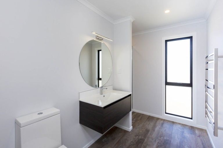 Photo of property in 8 Reakes Crescent, Wallaceville, Upper Hutt, 5018