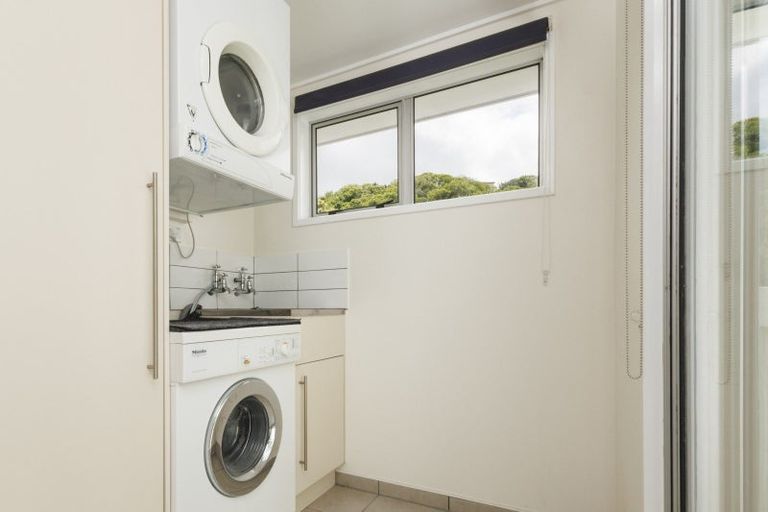 Photo of property in 328 Karori Road, Karori, Wellington, 6012