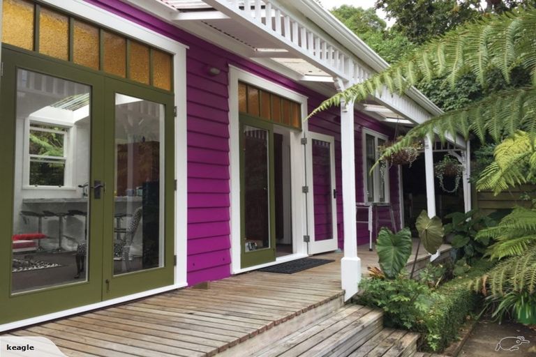 Photo of property in 1 Haines Terrace, Aro Valley, Wellington, 6021