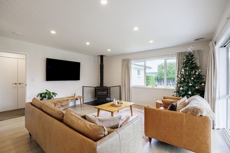 Photo of property in 31 Hikawera Drive, Frimley, Hastings, 4120