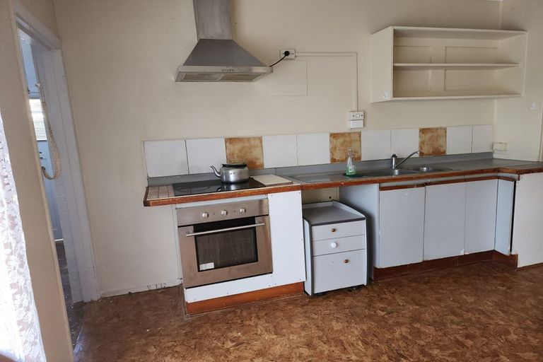 Photo of property in 753 Massey Road, Mangere, Auckland, 2022