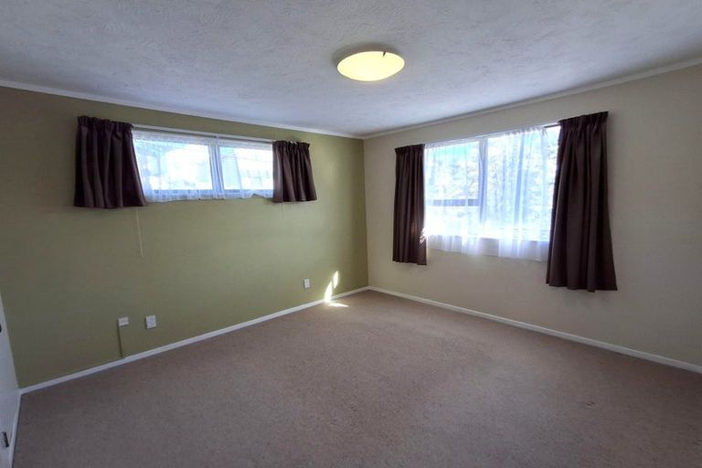 Photo of property in 2/53 Clifford Road, Johnsonville, Wellington, 6037