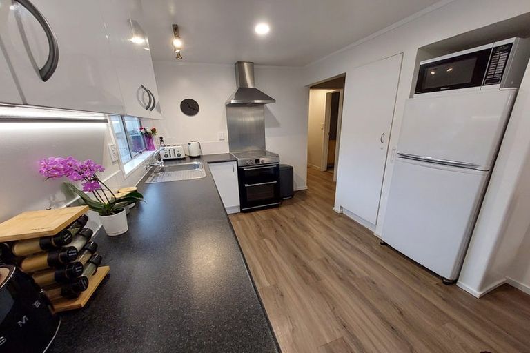 Photo of property in 25 Donovan Road, Paraparaumu Beach, Paraparaumu, 5032