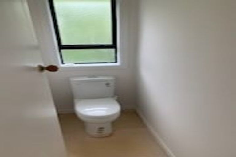 Photo of property in 1/24 Richards Avenue, Forrest Hill, Auckland, 0620