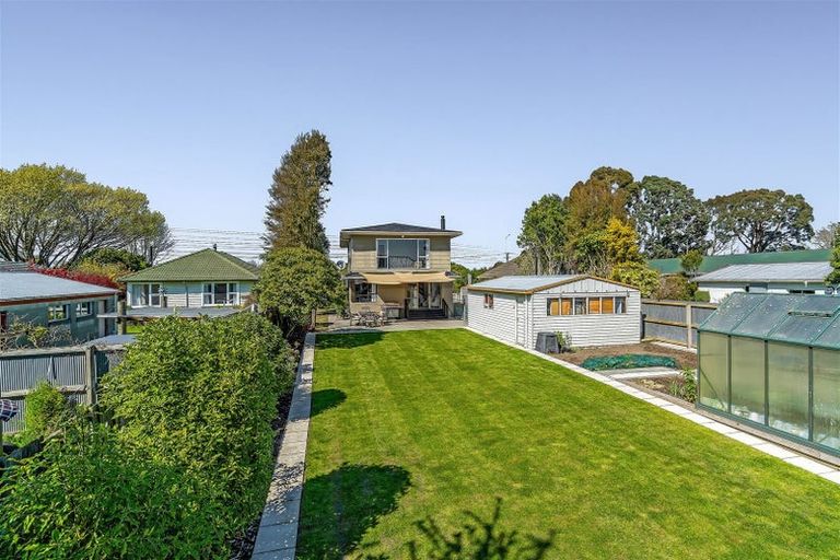 Photo of property in 22 Kendal Avenue, Burnside, Christchurch, 8053