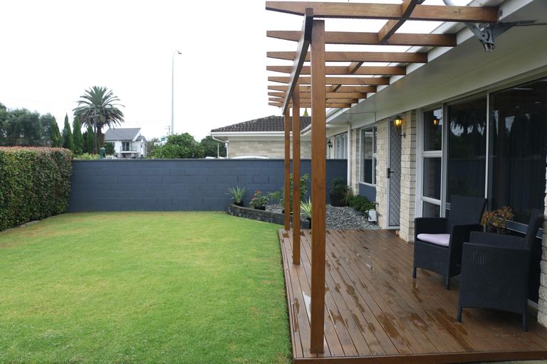 Photo of property in 2/109 Fitzroy Street, Papatoetoe, Auckland, 2104