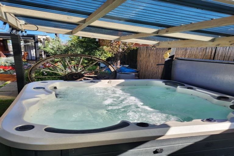 Photo of property in 36 Ivory Street, Rangiora, 7400