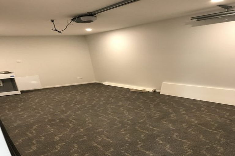 Photo of property in 9 Sophie Lane, Henderson, Auckland, 0612