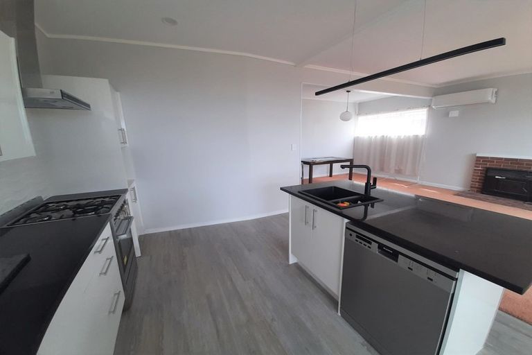 Photo of property in 232 Hillsborough Road, Hillsborough, Auckland, 1042