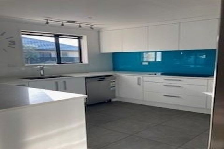 Photo of property in 7 Sedgemoor Close, Burwood, Christchurch, 8083