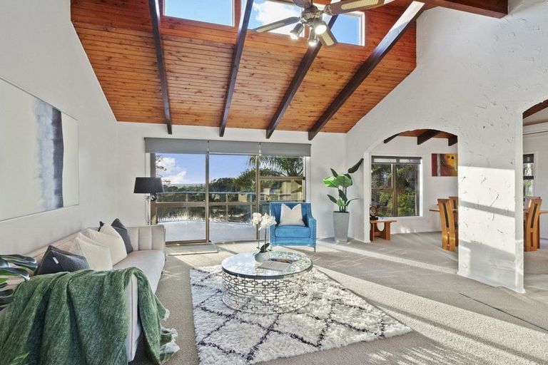 Photo of property in 241a Golf Road, Titirangi, Auckland, 0604