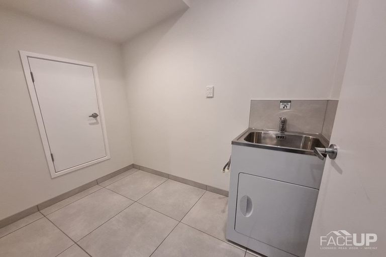 Photo of property in 49 Buckley Avenue, Hobsonville, Auckland, 0616