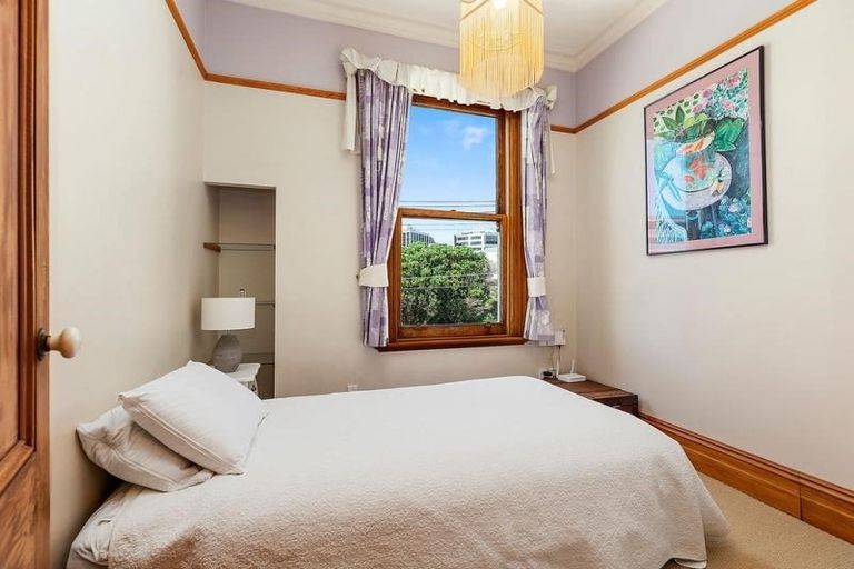 Photo of property in 128 Tinakori Road, Thorndon, Wellington, 6011