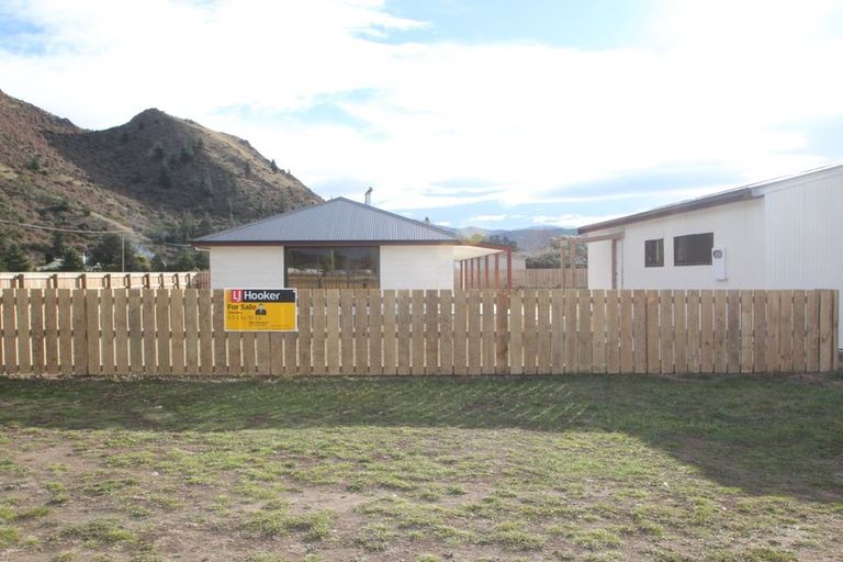 Photo of property in 8 Ranfurly Street, Kurow, 9435