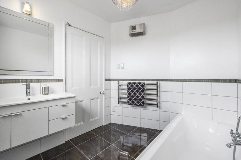 Photo of property in 7 Magnetic Street, Port Chalmers, 9023