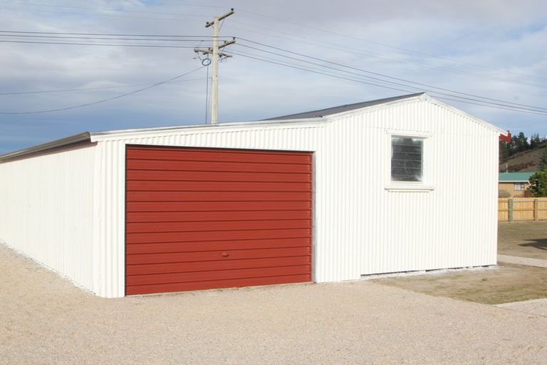 Photo of property in 8 Ranfurly Street, Kurow, 9435