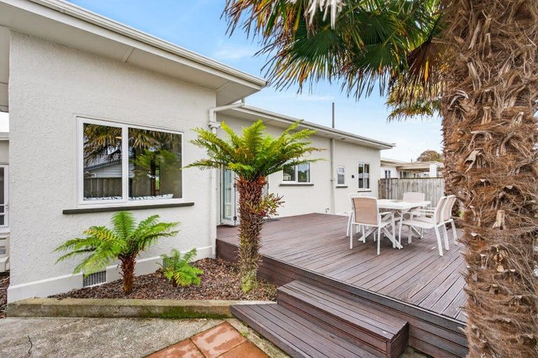 Photo of property in 8 Anzac Avenue, Onekawa, Napier, 4110